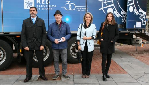 Antonio González Urquijo (Red Eléctrica España); Javier Gómez (Concejal Cultura); María Jesús Grilló (CSIC) y Cintia Refojo (FECYT)