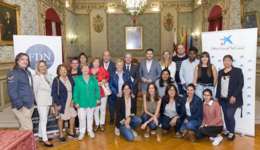 Firma del convenio "Reto Solidario"