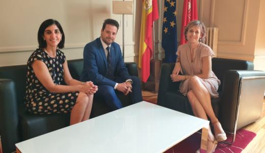 Merche Añón, Alejandro Toquero y Rebeca Esnaola.