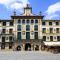 Plaza de los Fueros (Foto: skyscanner)